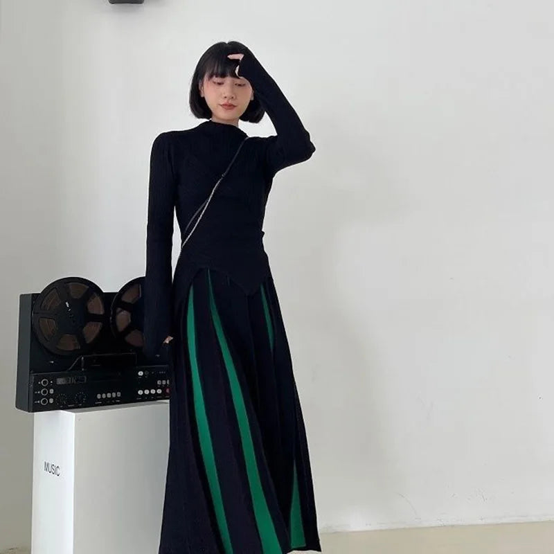 Fashion Striped Mixed Color Pleated Long Skirt