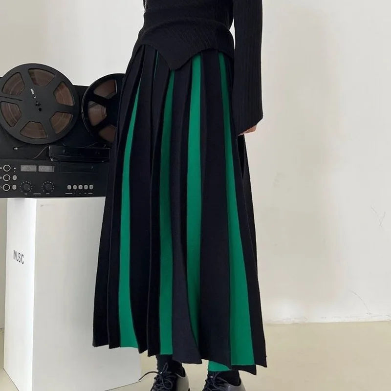 Fashion Striped Mixed Color Pleated Long Skirt