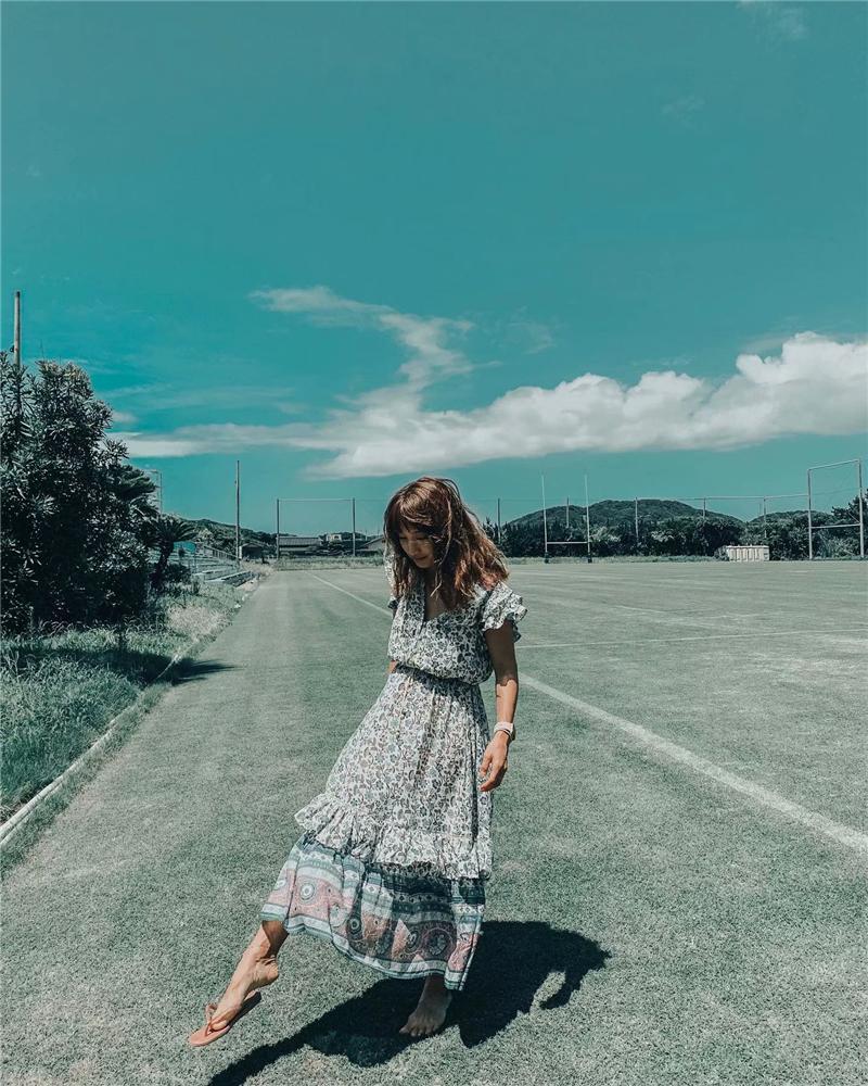 Floral Printed Sleeveless Midi Dress